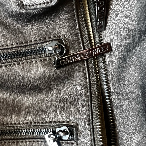 Cynthia Rowley Pewter Zipper Cross Body - Picture 3 of 15